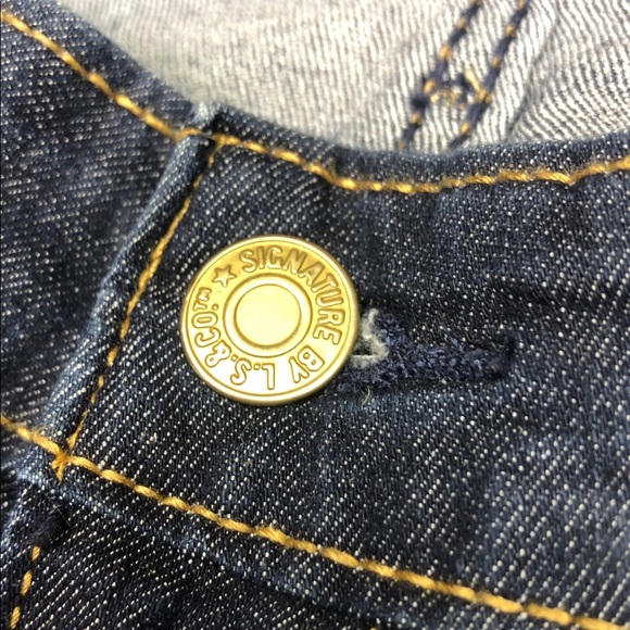 LIKE NEW LEVI SIGNATURE MODERN SKINNY JEANS 6/28x30 ⭐️ - Picture 7 of 16